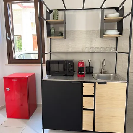 Casa Marleo Loft Civico 92 * بولينيانو آ ماري